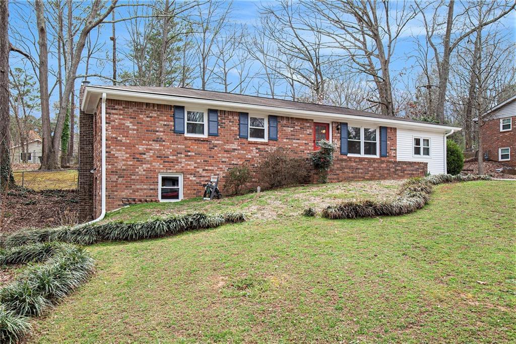 3461 Ridgecrest Dr., Powder Springs, GA 30127