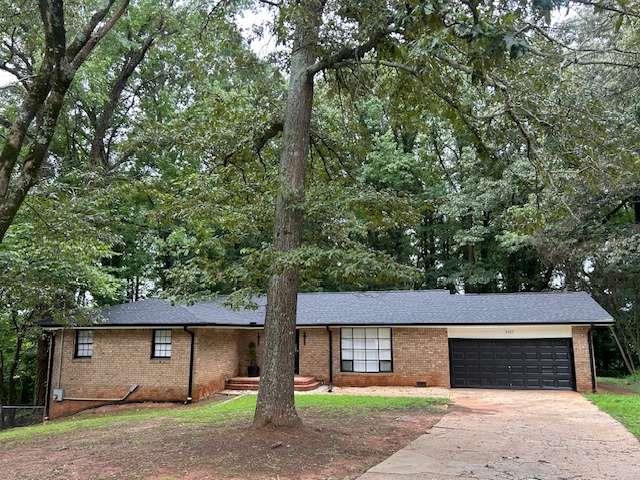 2327 Sterling Ridge Rd., Decatur, GA 30032