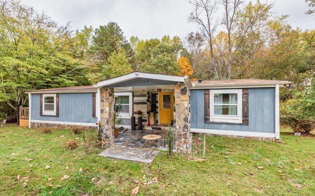 7138 Rockland Rd., Lithonia, GA 30038