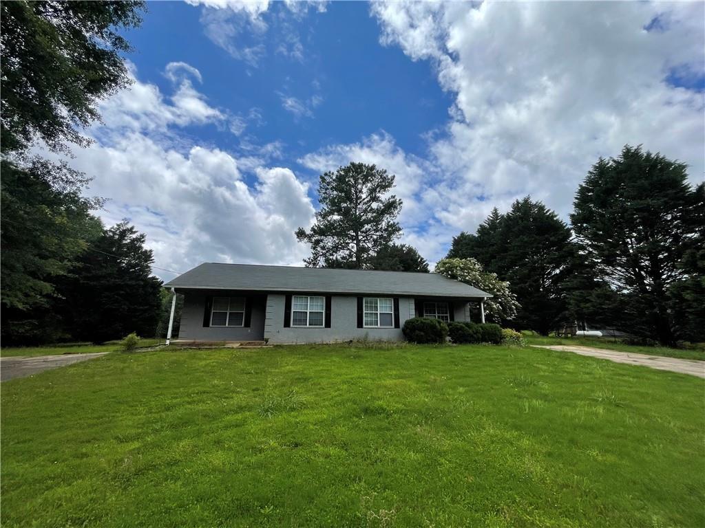240 Pitts Chapel Rd., Newborn, GA 30056