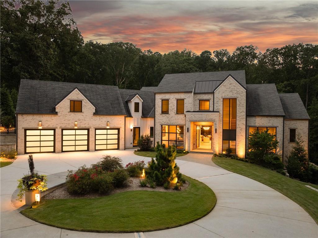 700 N Island Dr., Atlanta, GA 30327