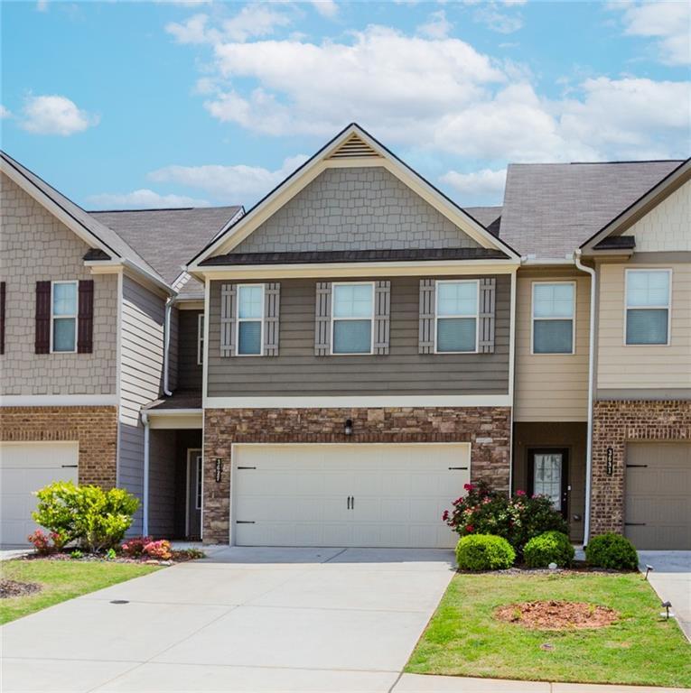 3627 Canyon Springs Dr., Oakwood, GA 30566