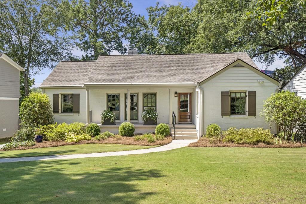 225 Midvale Dr., Atlanta, GA 30342