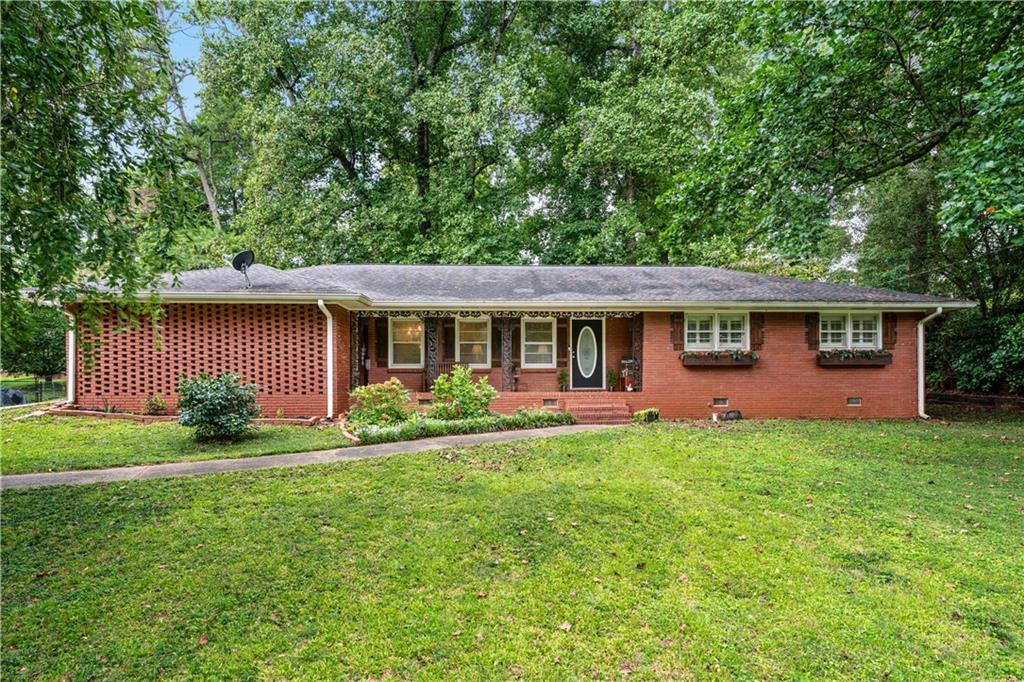 578 Dogwood Dr., Lawrenceville, GA 30046
