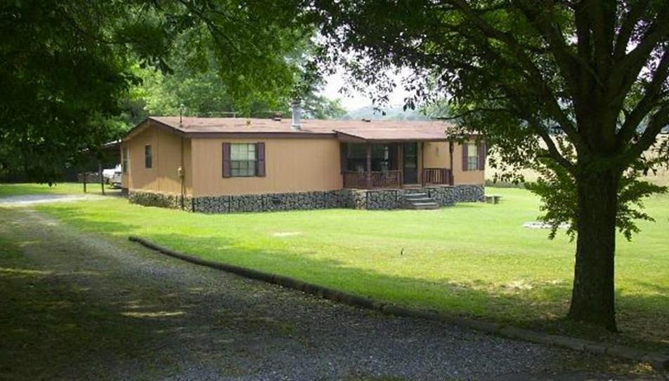 85 Honeysuckle Dr., Cartersville, GA 30120