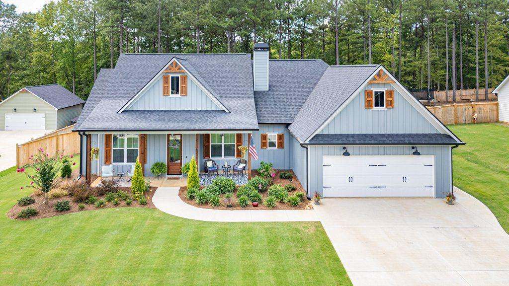 582 Barnwood Dr., Rockmart, GA 30153