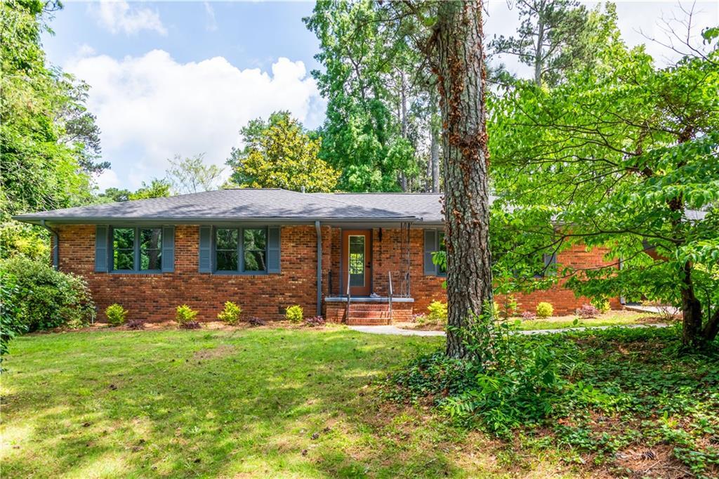 3219 W Manor Ln., Atlanta, GA 30311