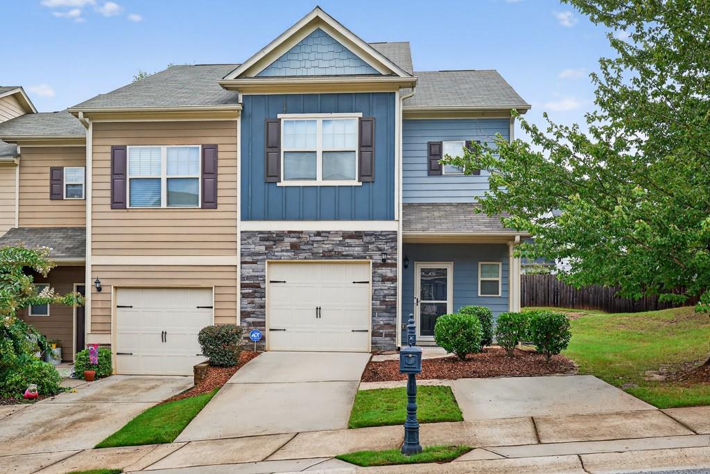 256 Valley Crossing, Canton, GA 30114