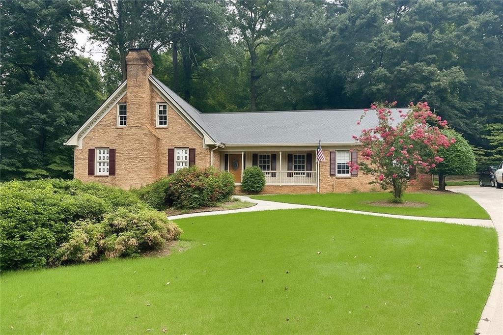 3074 Four Oaks Dr., Dunwoody, GA 30360