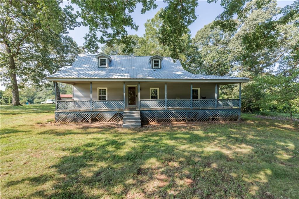 933 Alto Mud Creek Rd., Alto, GA 30510