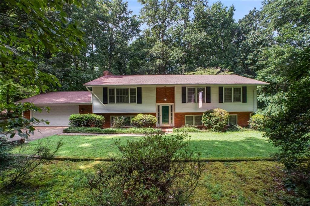 281 Dogwood Tr., Commerce, GA 30529