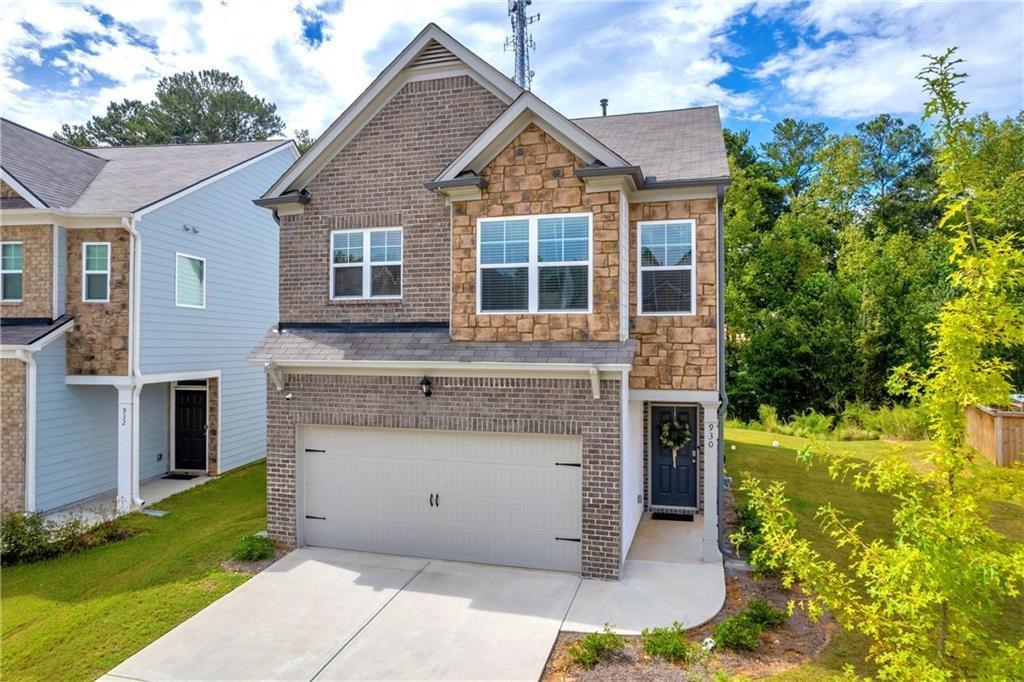 930 Bentley Dr., Fairburn, GA 30213