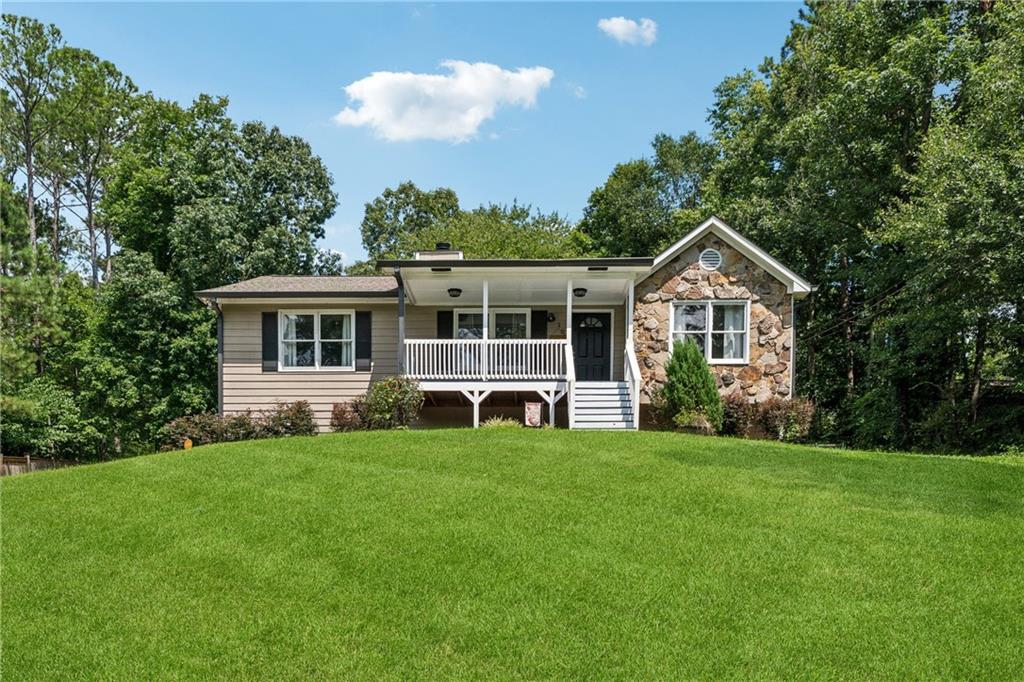 12 W Ridge Ct., Cartersville, GA 30121