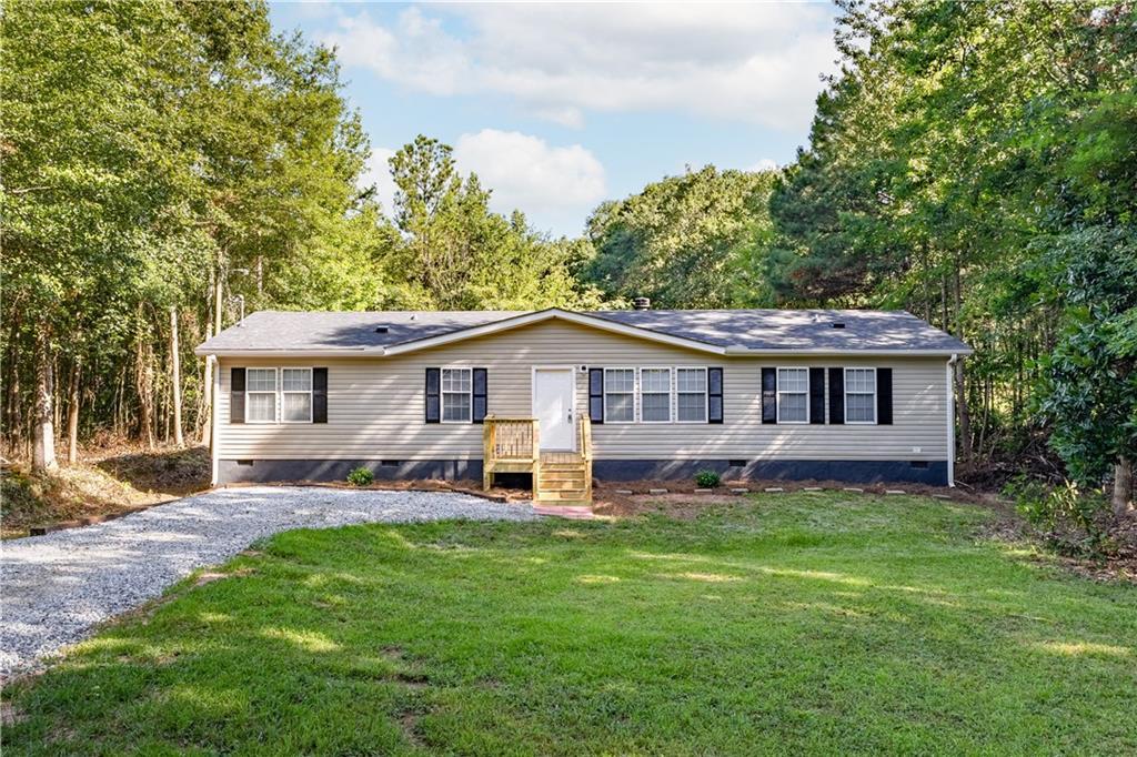 181 Cherry Cir., Hartwell, GA 30643