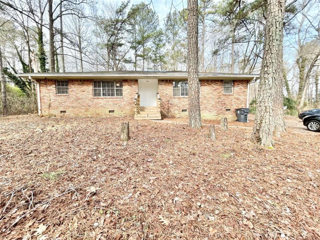6496 Raymond Dr., Union City, GA 30291