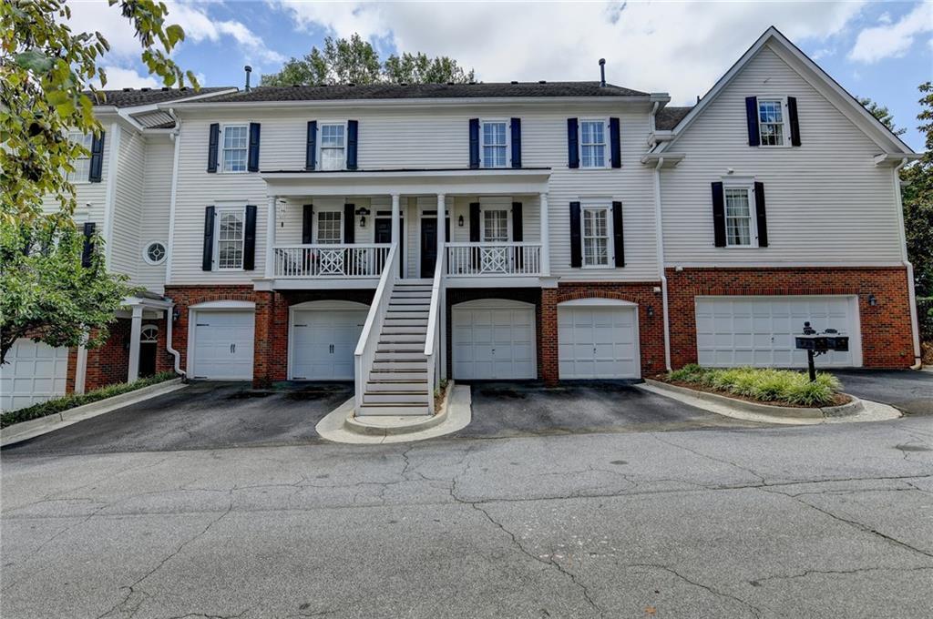 160 Neel Reid Dr., Roswell, GA 30075