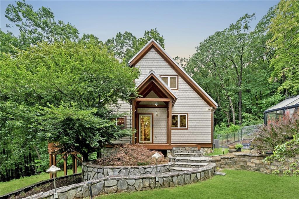631 Sunset Cliff Dr., Jasper, GA 30143
