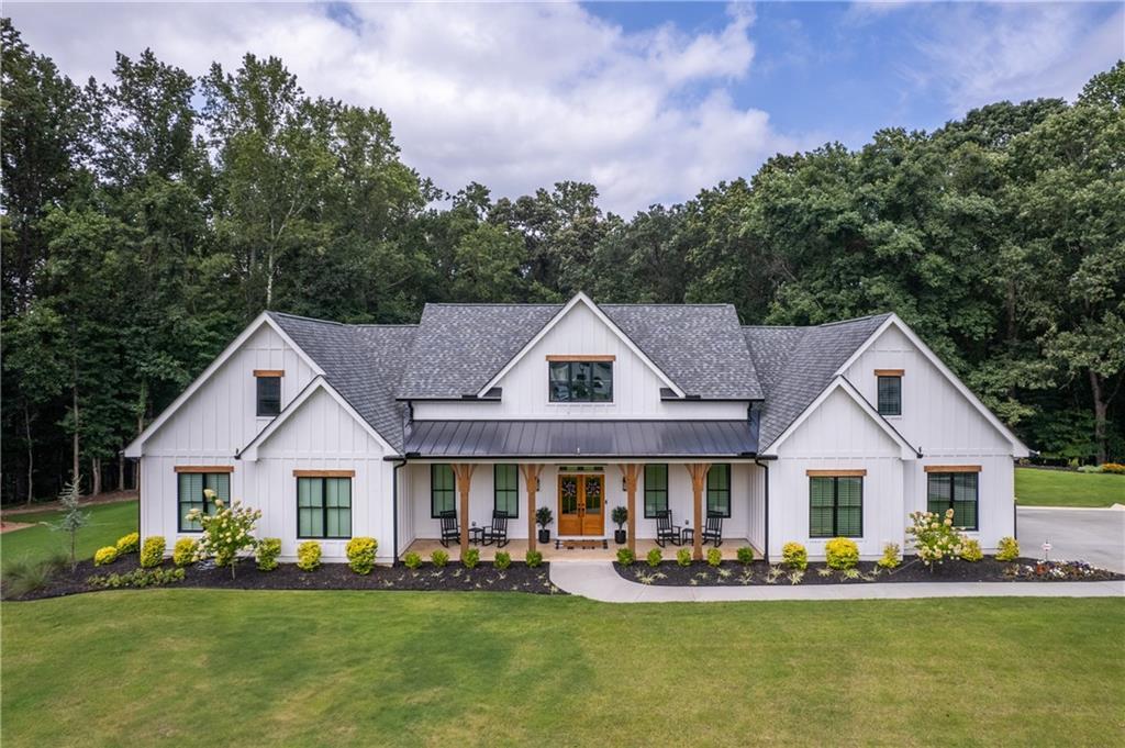 9240 Waldrip Rd., Gainesville, GA 30506