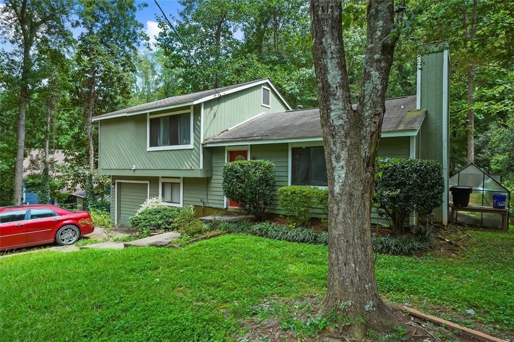 6774 Timbers East Dr., Lithonia, GA 30058
