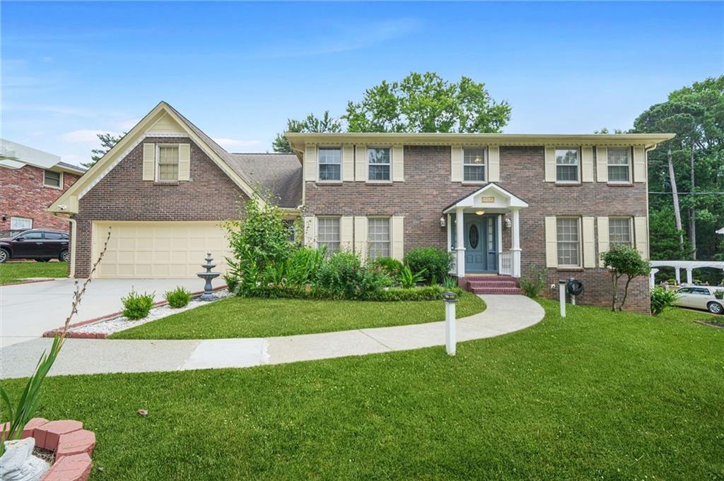 5152 Clearwater Dr., Stone Mountain, GA 30087