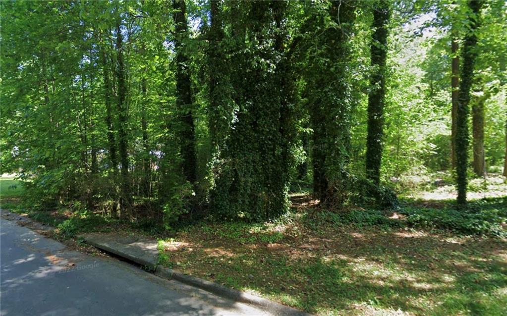 2520 Sandy Ct., Marietta, GA 30066