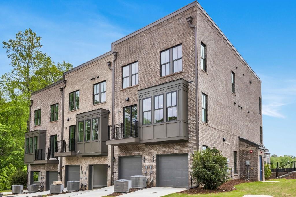 923 Echo Park Dr., Suwanee, GA 30024
