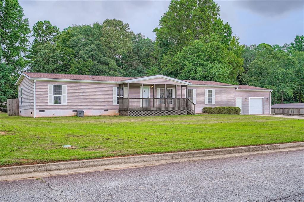 414 Graystone Dr., Winder, GA 30680