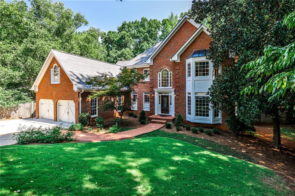 425 Tapestry Tr., Roswell, GA 30076