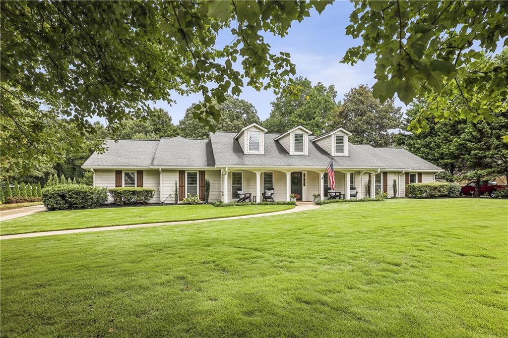 12065 King Rd., Roswell, GA 30075
