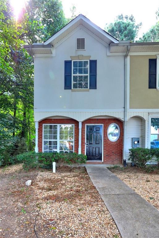 6105 Camden Forrest Ct., Riverdale, GA 30296