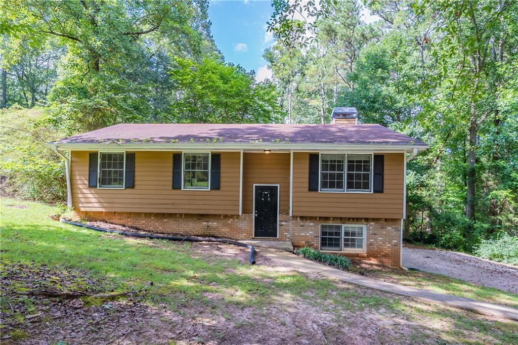 4486 Housworth Dr., Lithonia, GA 30038