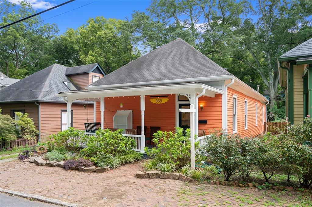 369 Cherokee Pl., Atlanta, GA 30312