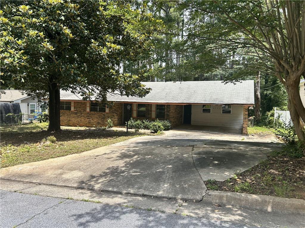 4595 Sahara Dr., Atlanta, GA 30331