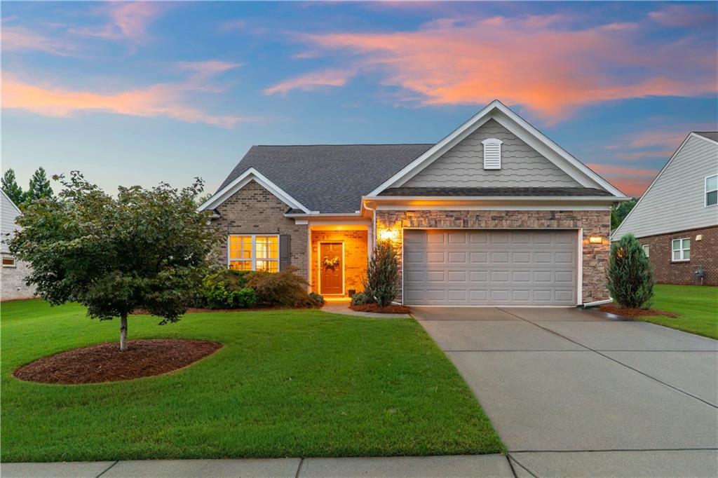 2910 Farmstead Way, Suwanee, GA 30024