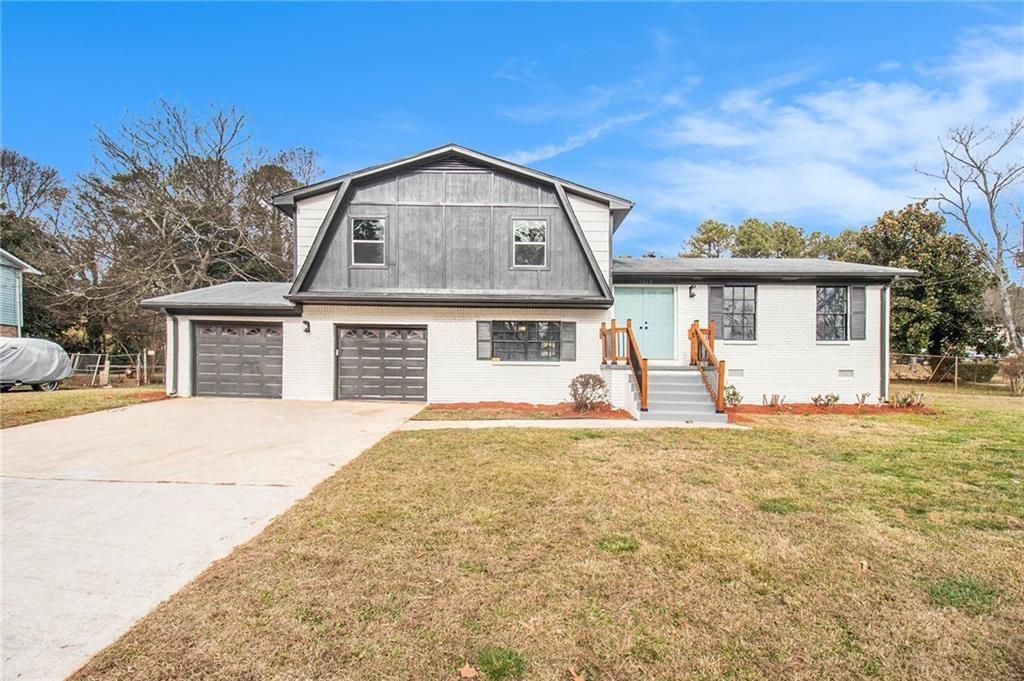 3862 Northstrand Dr., Decatur, GA 30035