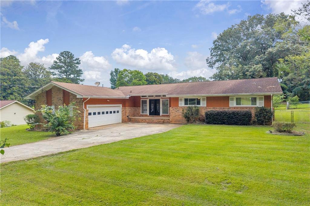1542 S Indian Creek Dr., Stone Mountain, GA 30083