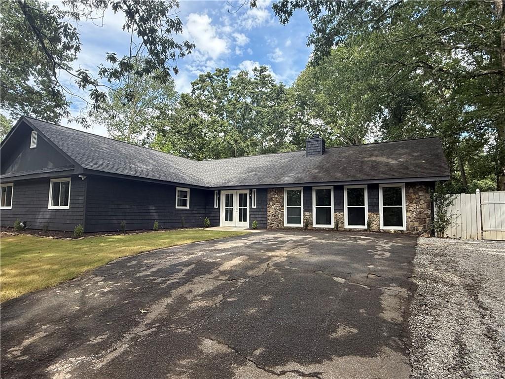 3420 Point View Cir., Gainesville, GA 30506