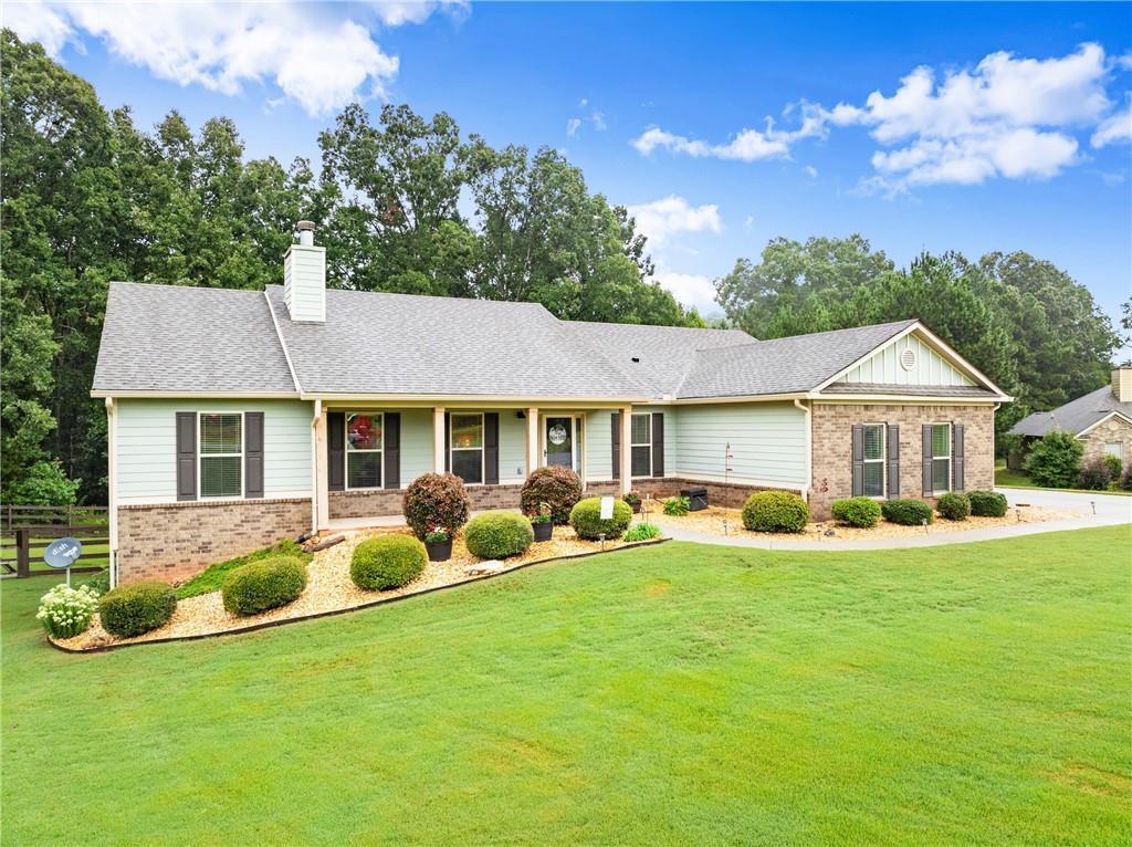 2112 Perry Place Ln., Monroe, GA 30656
