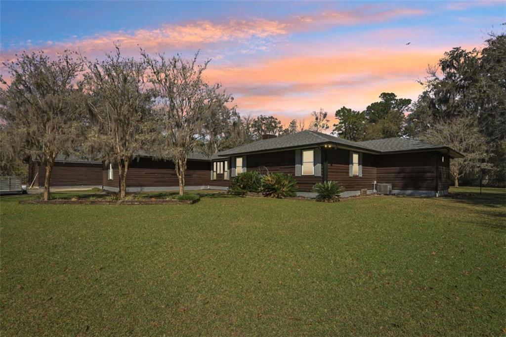 325A White Oak Place, Woodbine, GA 31569