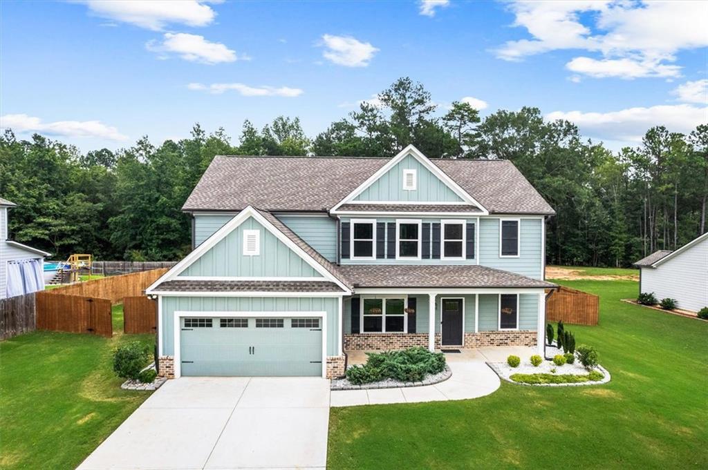 1224 Royal Ln., Loganville, GA 30052