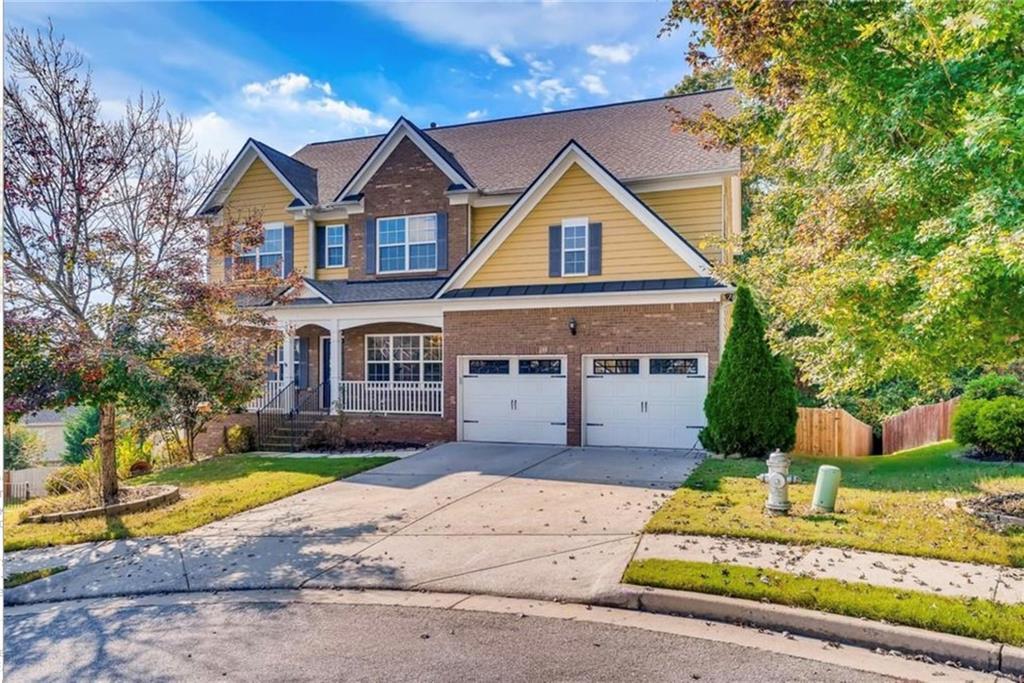 890 Sapphire Ln., Sugar Hill, GA 30518