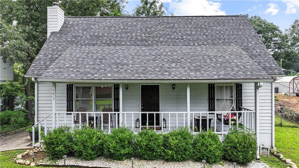 5017 Valley St., Oakwood, GA 30566