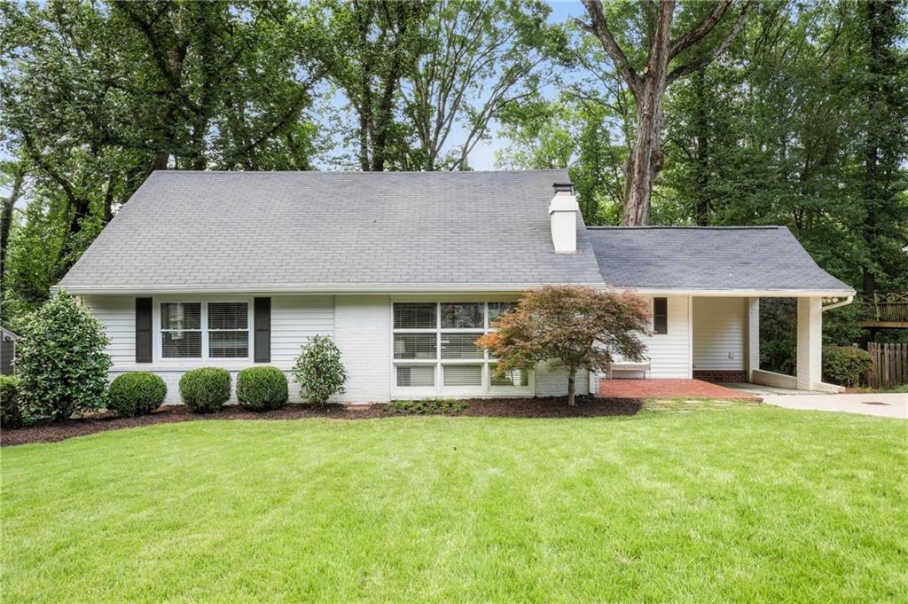 2569 Ridgewood Ter., Atlanta, GA 30318