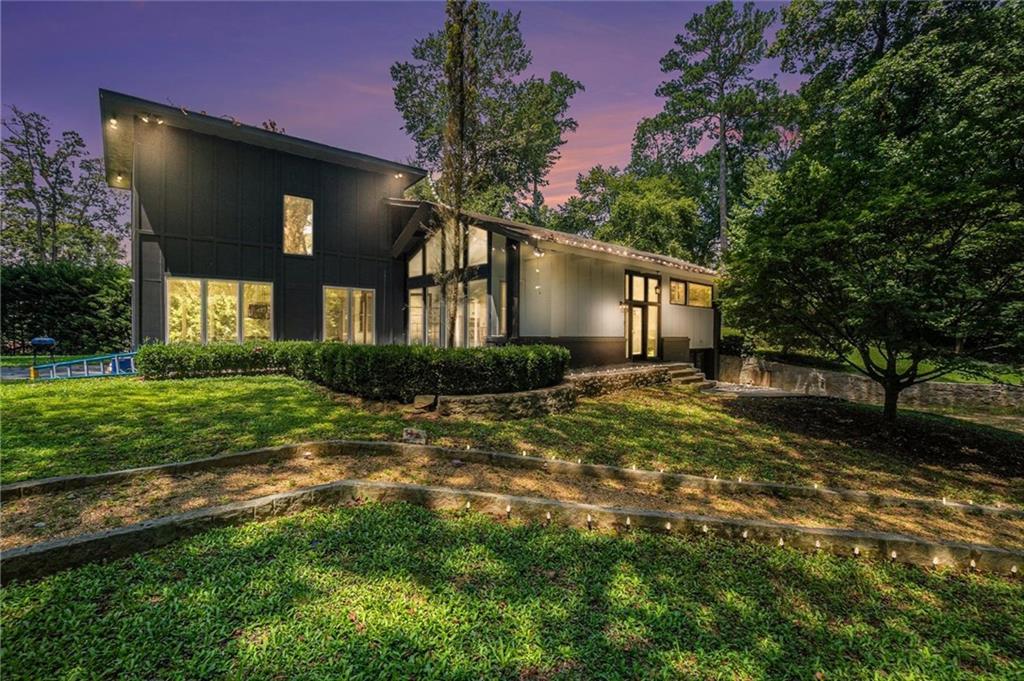 1087 Lee Cir., Atlanta, GA 30324