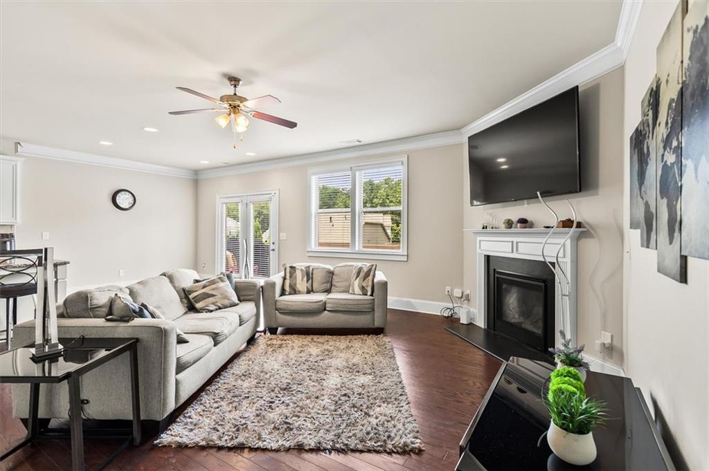 326 Hillgrove Dr., Canton, GA 30114