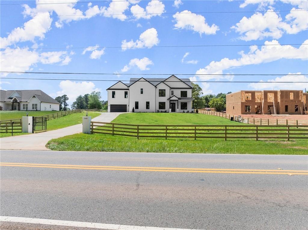 2011 Montrose Ct., Lawrenceville, GA 30044