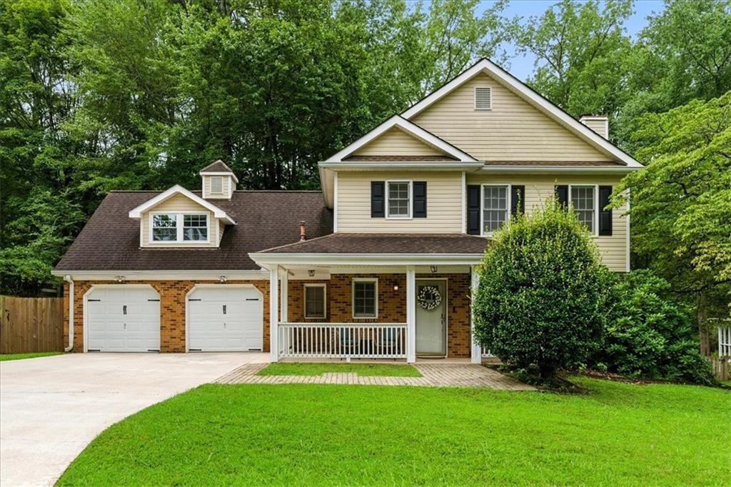 1034 W Mill Dr., Kennesaw, GA 30152