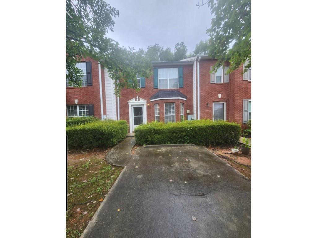 5587 Strathmoor Manor Cir., Lithonia, GA 30058