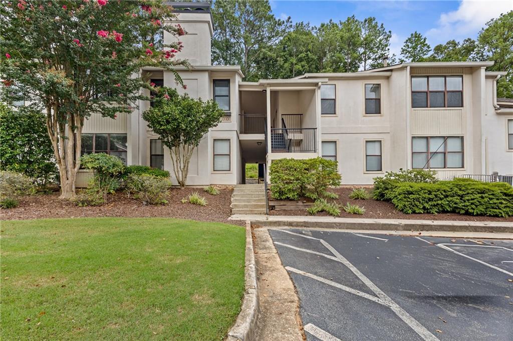 1502 Huntingdon Chase Tr., Sandy Springs, GA 30350