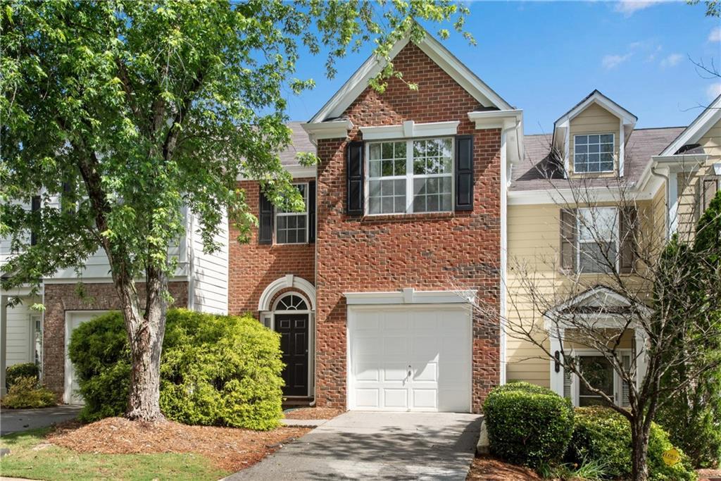 208 Magnolia Leaf Dr., Woodstock, GA 30188